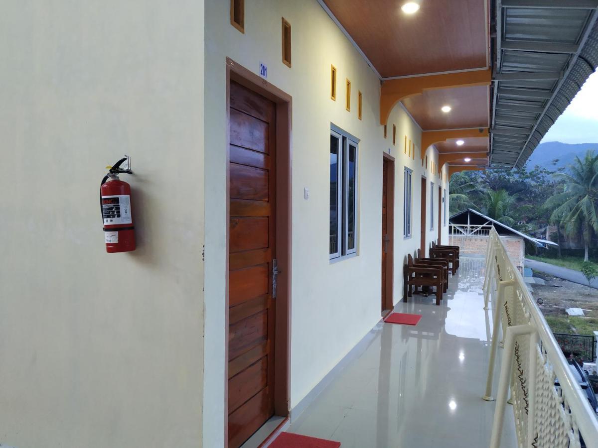 Penginapan Intan Bandara Padang  Zewnętrze zdjęcie